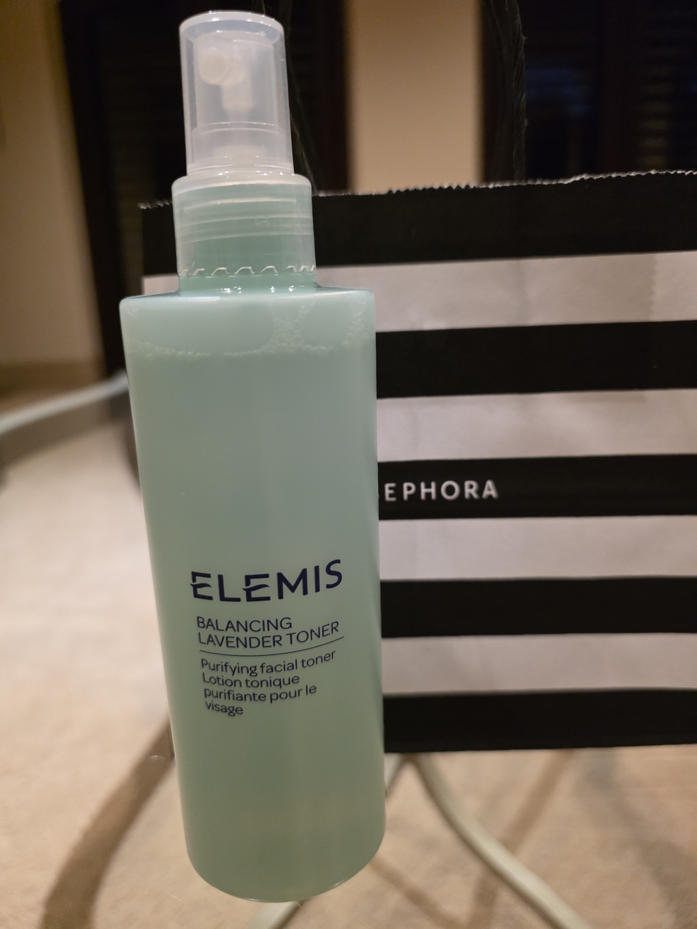 Elemis Balancing Lavender Toner - Light Seafoam Green - Picture 3 of 7